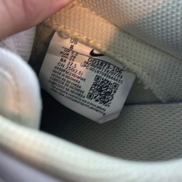 Nike Dunk Low - Picture 4 of 6